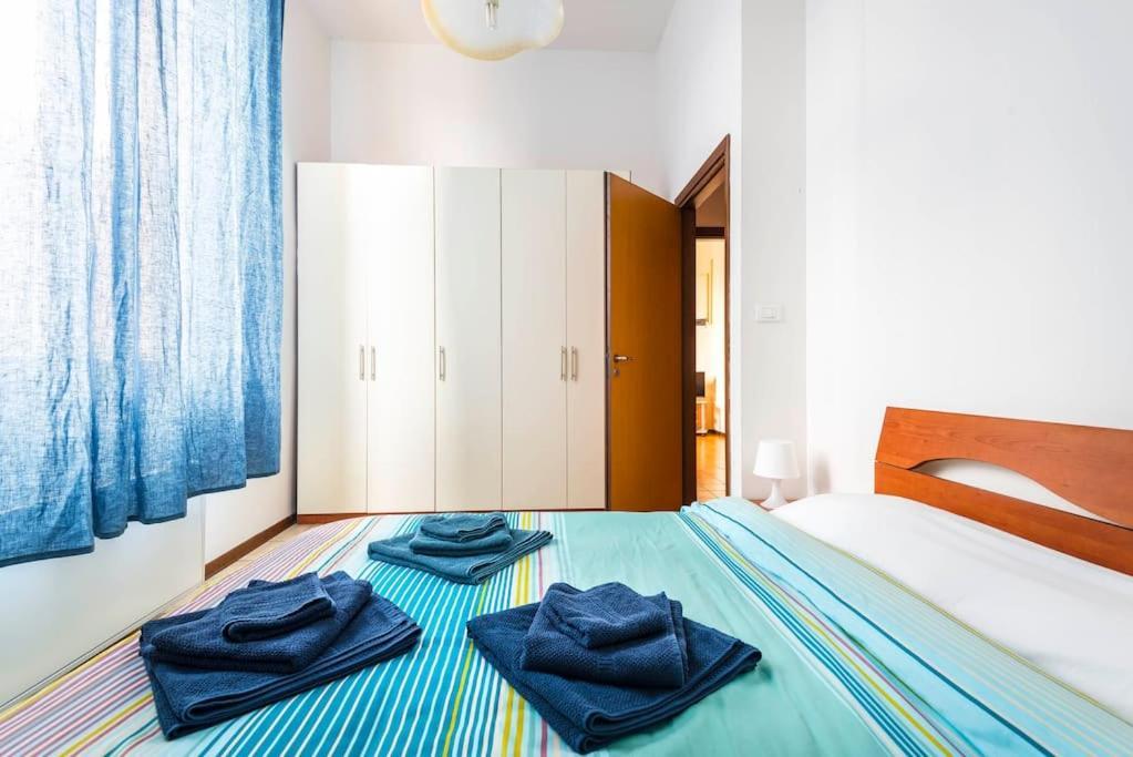 Apartment Bologna City Center Train Station Екстер'єр фото