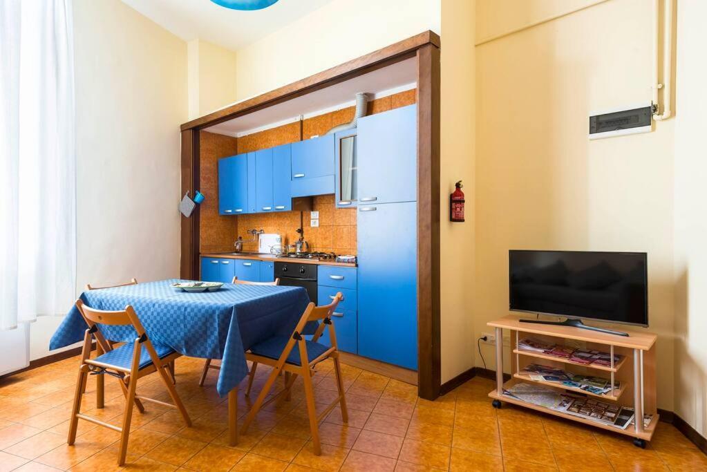 Apartment Bologna City Center Train Station Екстер'єр фото