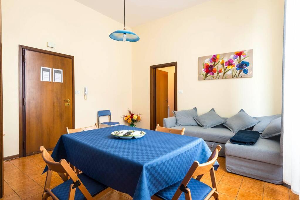 Apartment Bologna City Center Train Station Екстер'єр фото