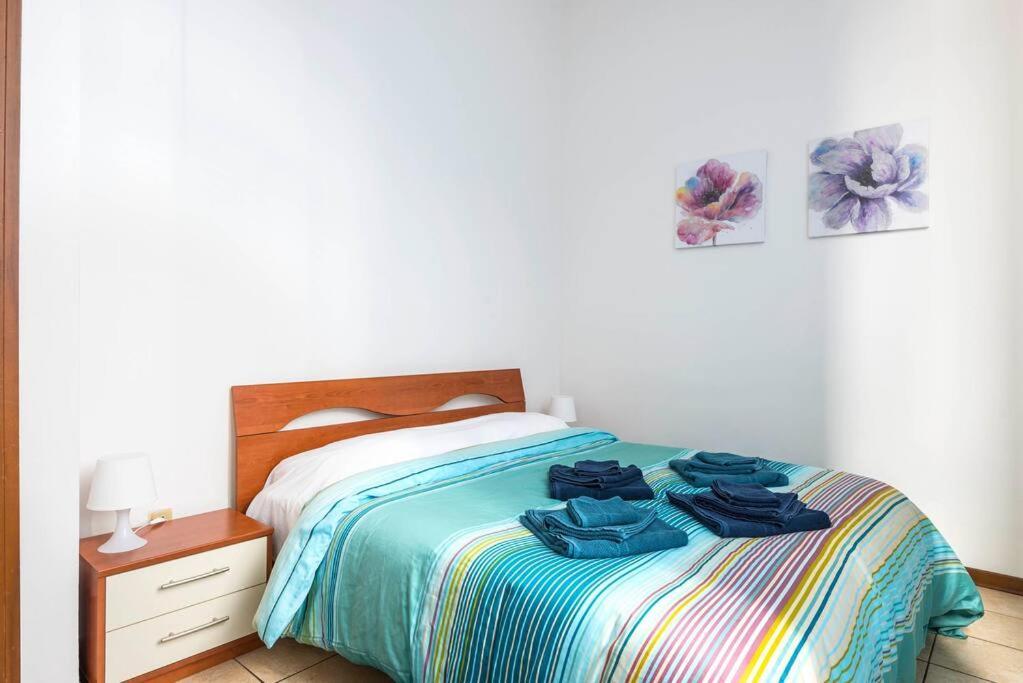 Apartment Bologna City Center Train Station Екстер'єр фото