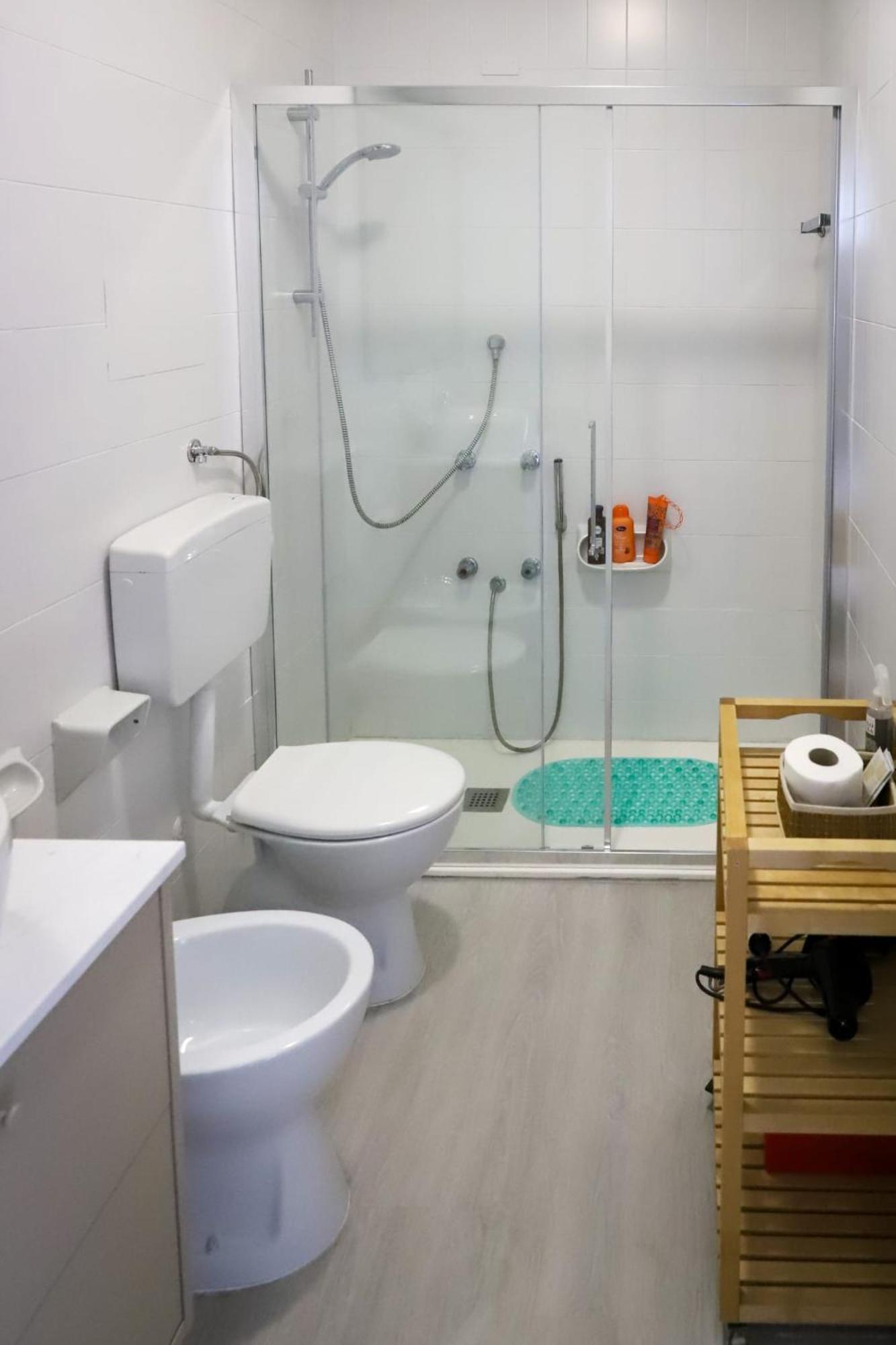 Apartment Bologna City Center Train Station Екстер'єр фото